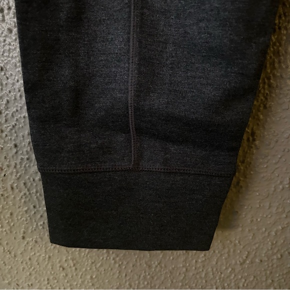 Athletic Works Dark Gray workout pants with zippered pockets XXXL/3XG (22) - Picture 5 of 7